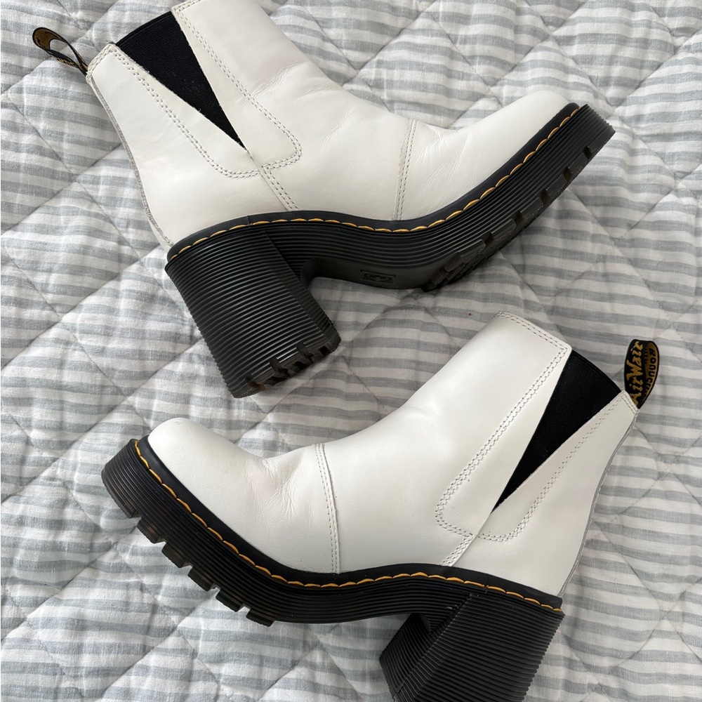 Dr. Martens Women's Spence Leather Flared Heel Chelsea Boots